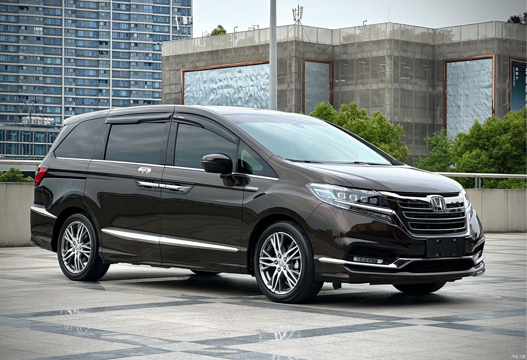 Honda Elysion, 2021 3