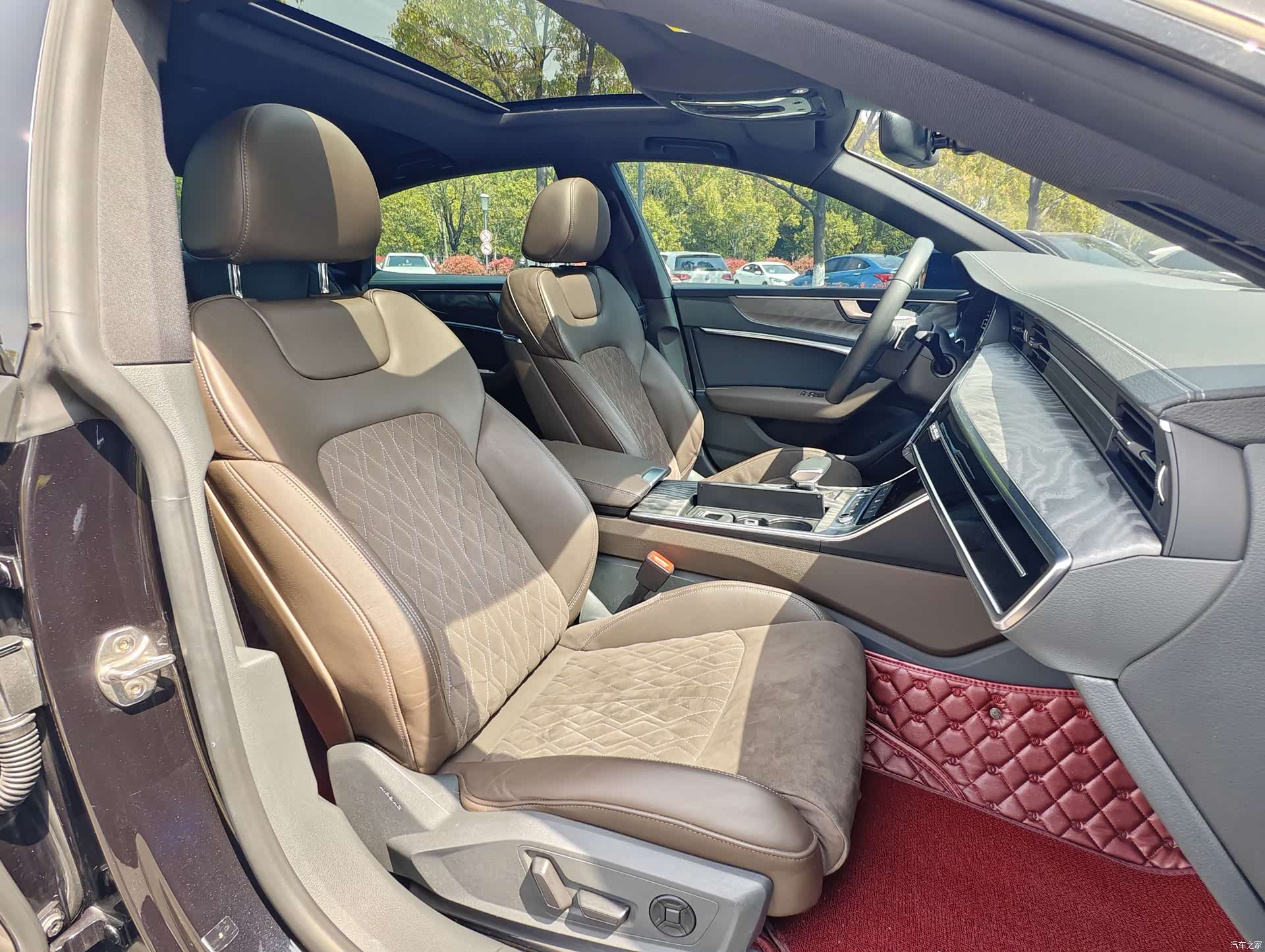 Audi A7L, 2022 13