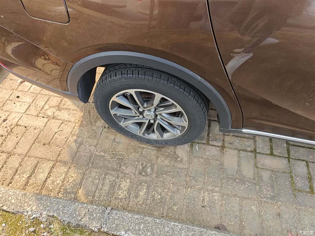 Wuling 730, 2019 26