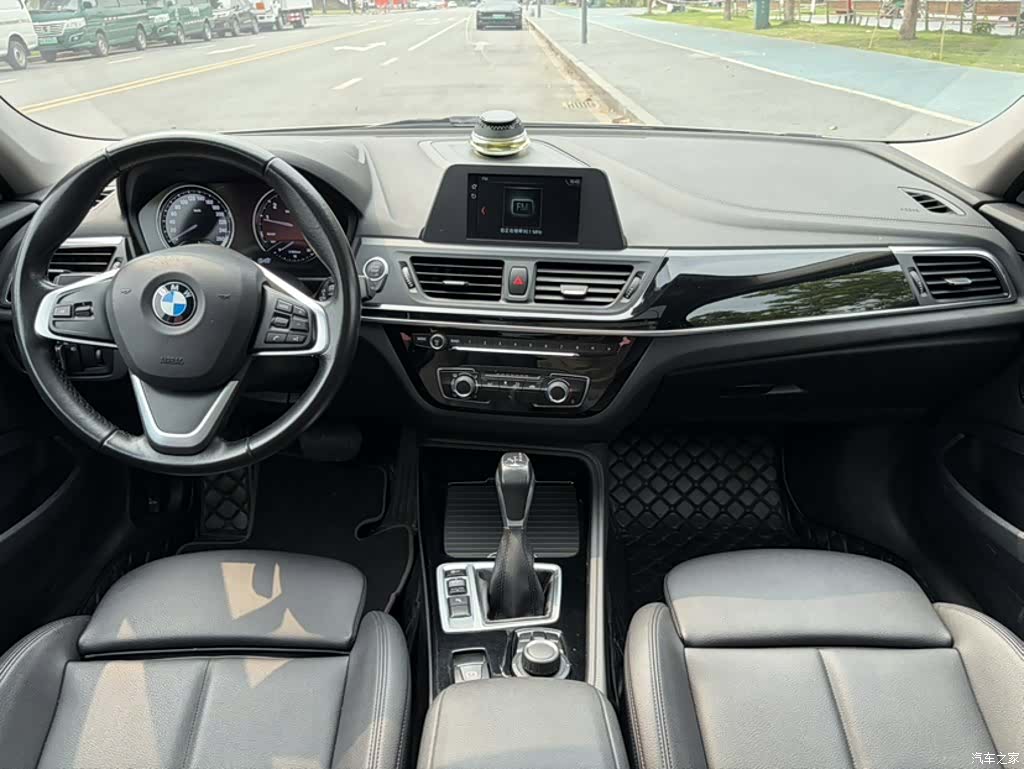 BMW 1 Series, 2018 12