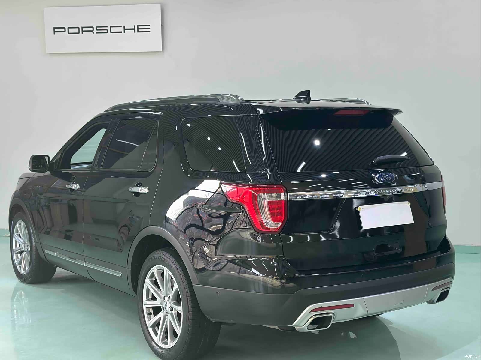 Ford Explorer, 2017 все фото