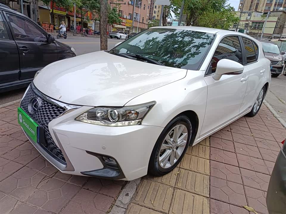 Lexus CT