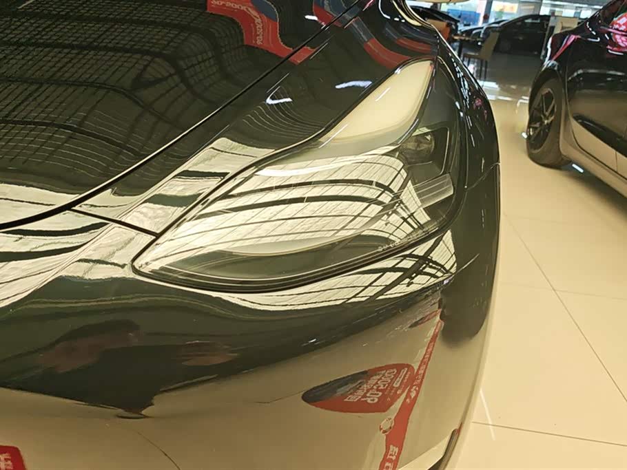 Tesla Model Y Tesla Model Y