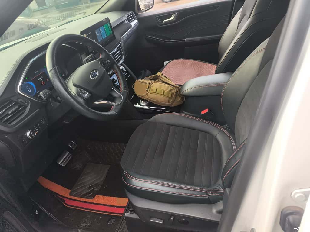 Ford Escape, 2022 15