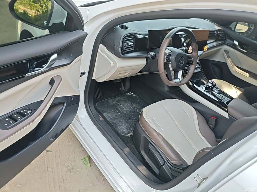 BYD Qin, 2025 16
