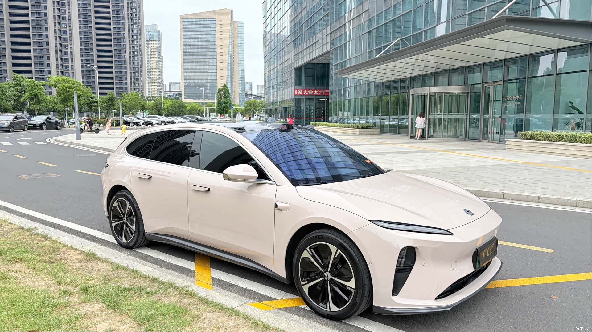 NIO ET5, 2024 3