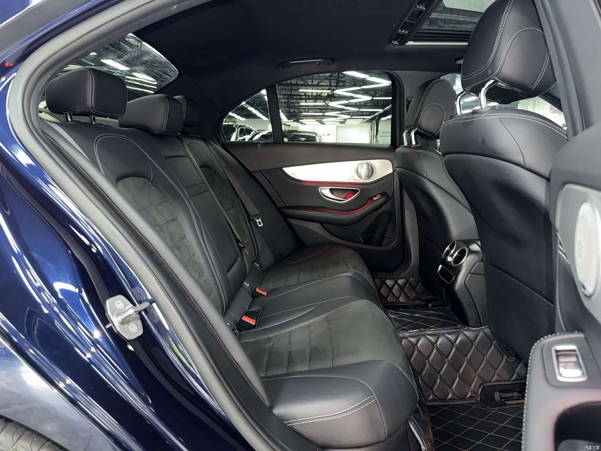 Mercedes-Benz C-Class, 2019 11