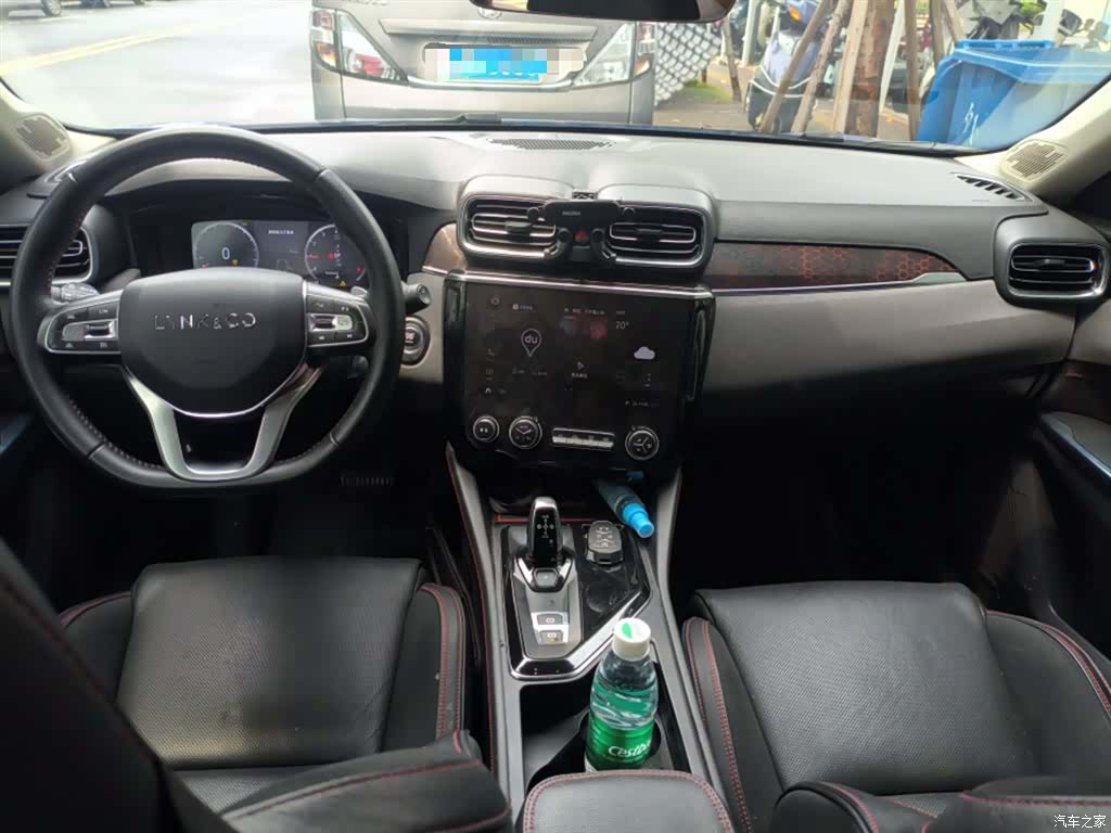 Lynk & Co 01, 2018 13