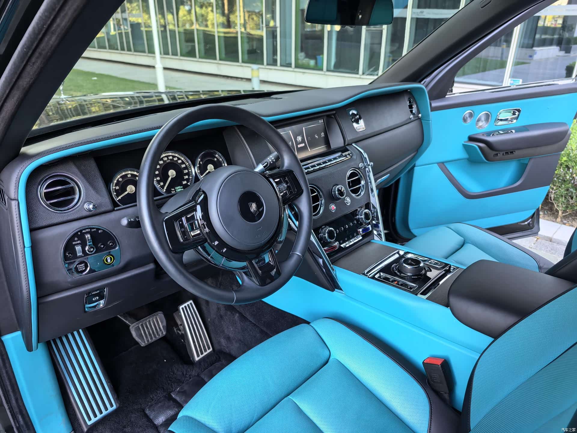 Rolls-Royce Cullinan, 2022 23