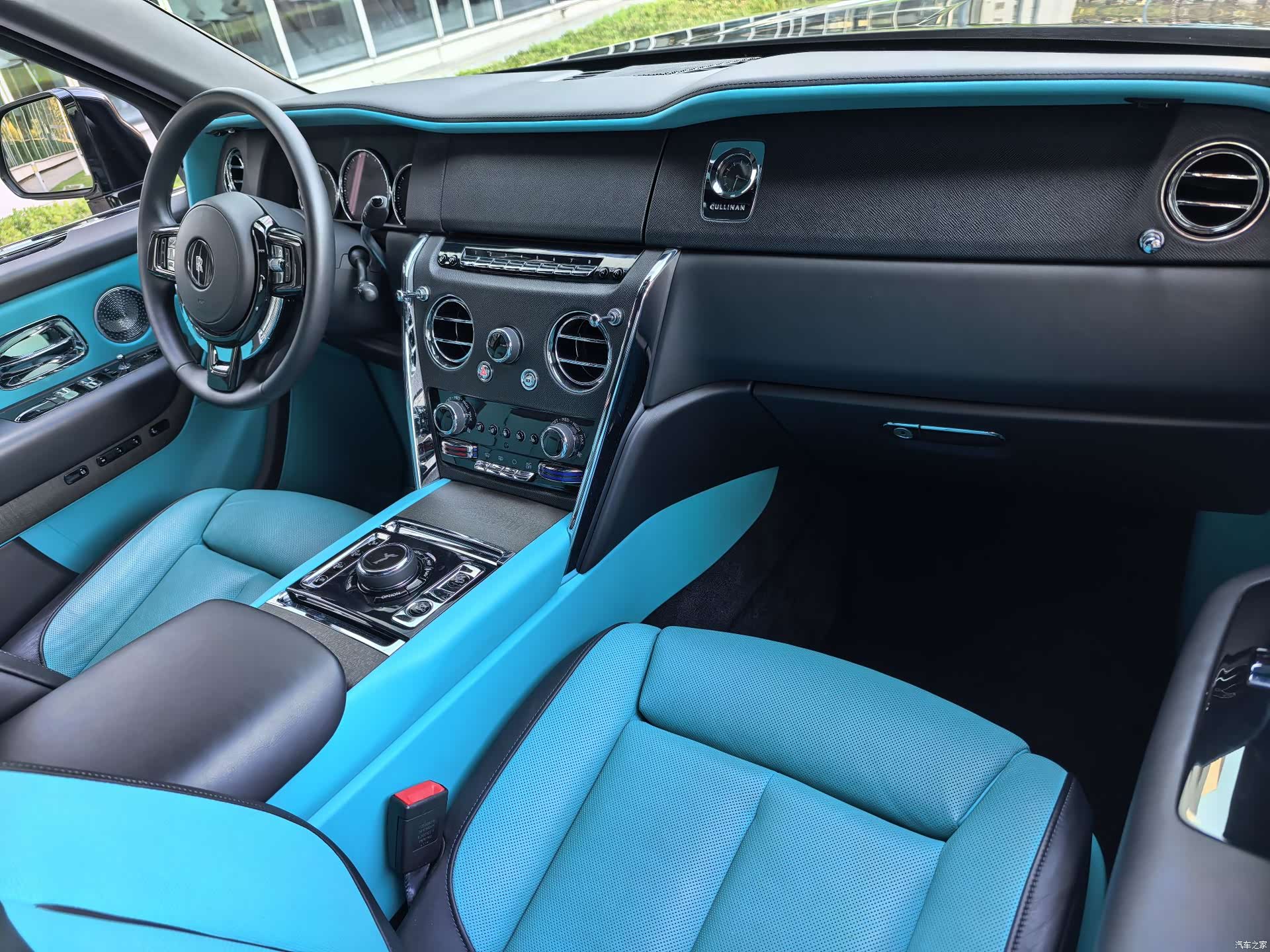 Rolls-Royce Cullinan, 2022 50