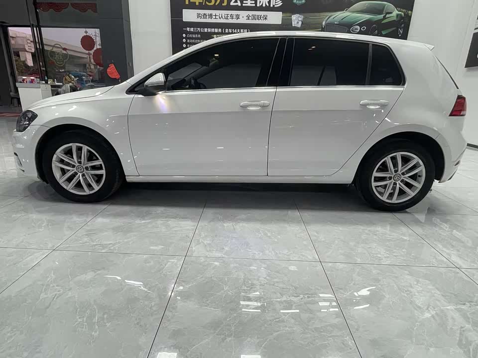 Volkswagen golf