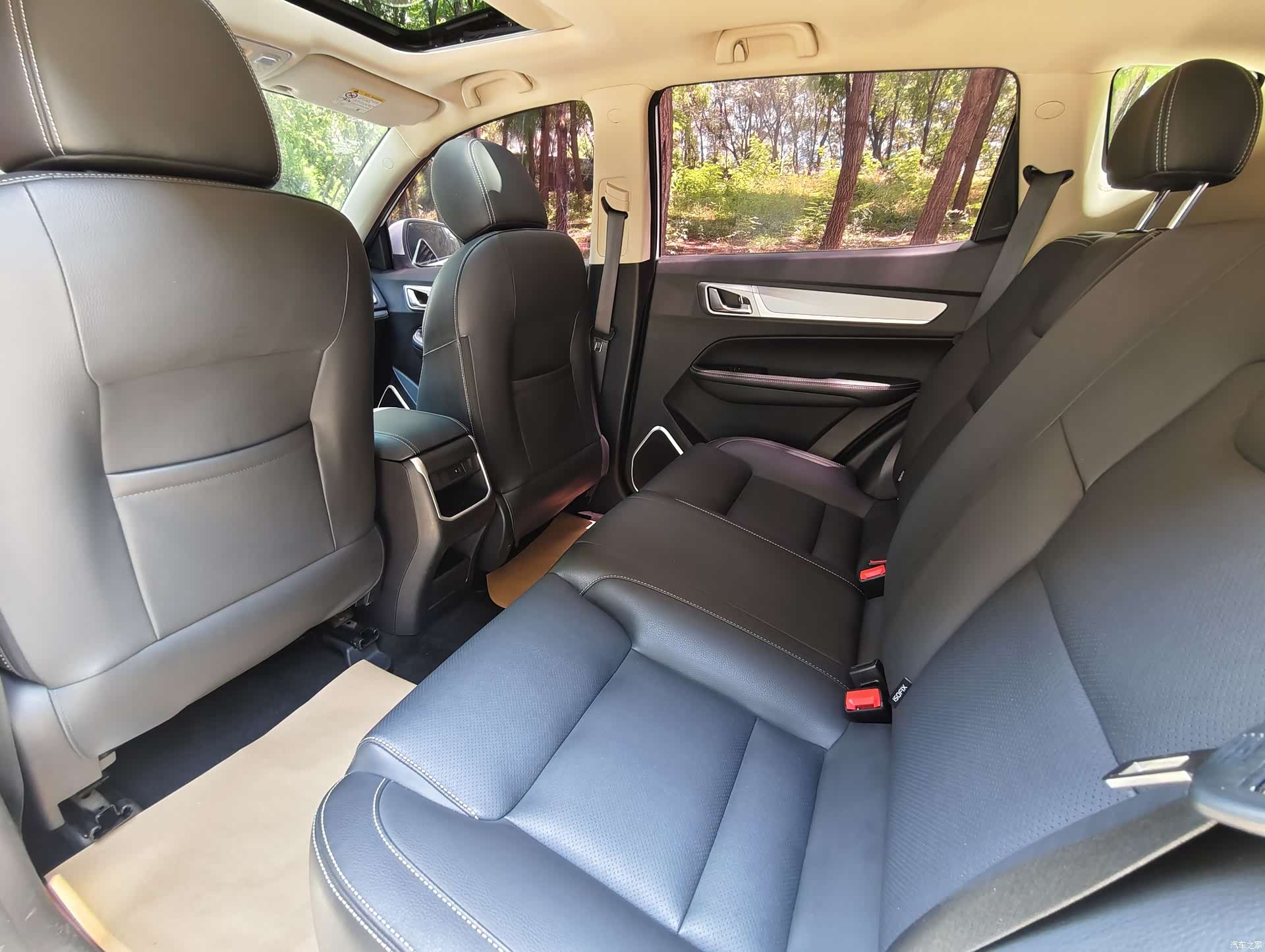 Geely X6, 2018 15