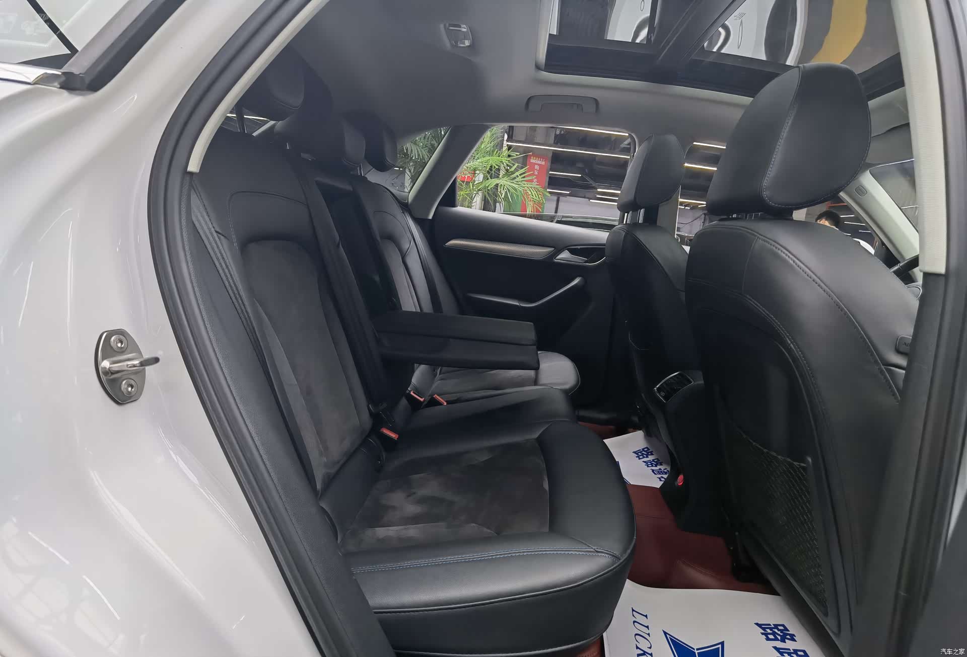 Audi Q3, 2018 9