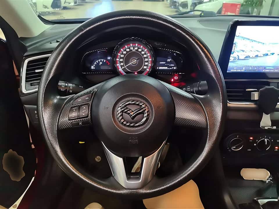 Mazda 3 Angkesaila Mazda 3 Angkesaila