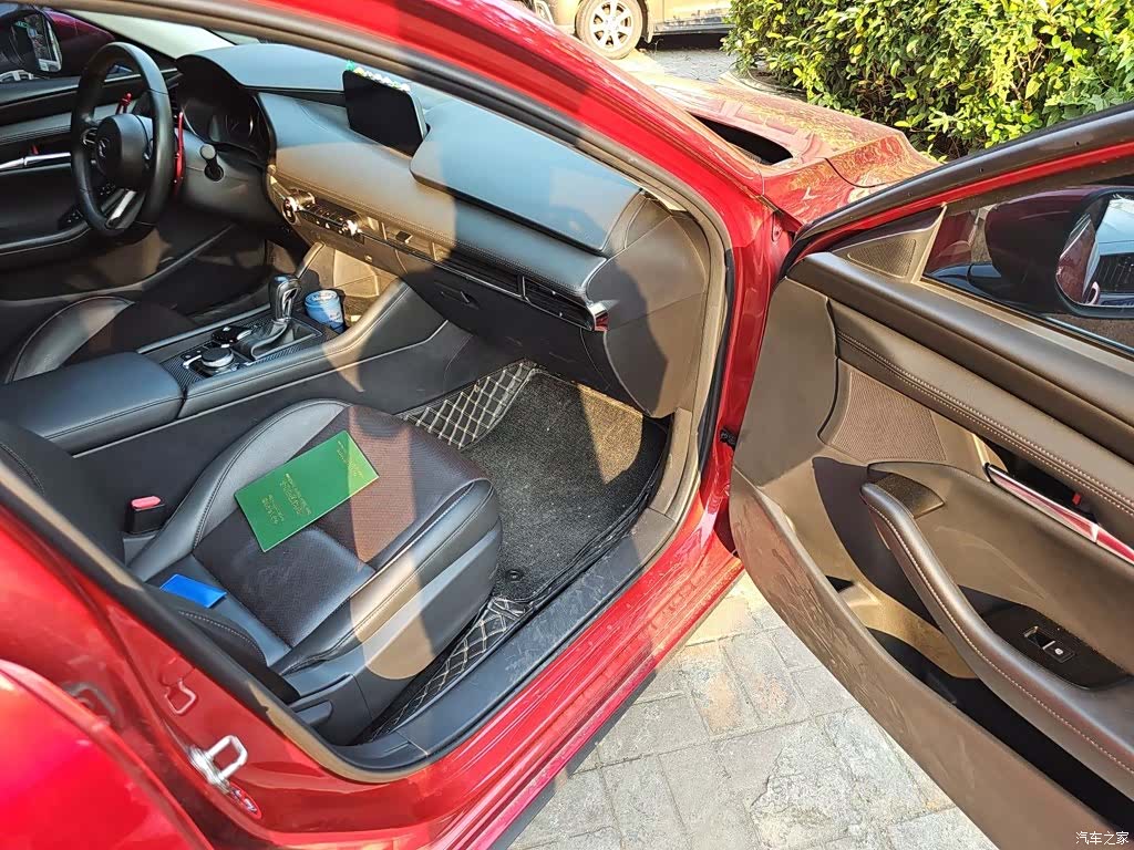 Mazda Mazda3, 2022 20