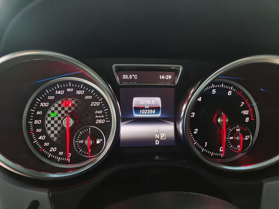 Mercedes-Benz GLE Mercedes-Benz GLE
