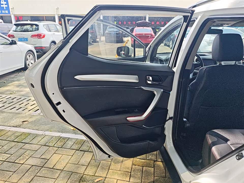 JAC Ruifeng S3