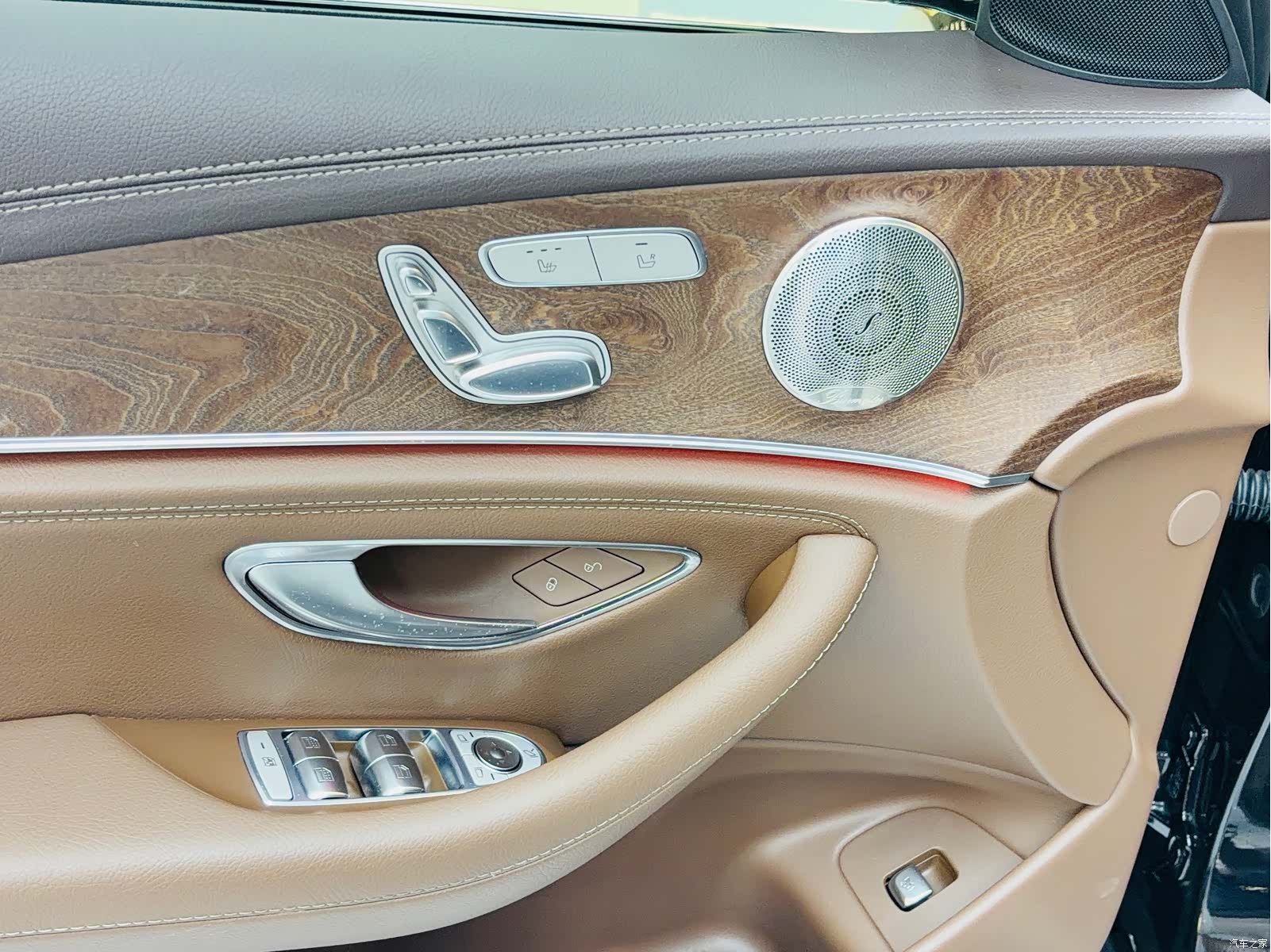 Mercedes-Benz E-Class, 2022 6