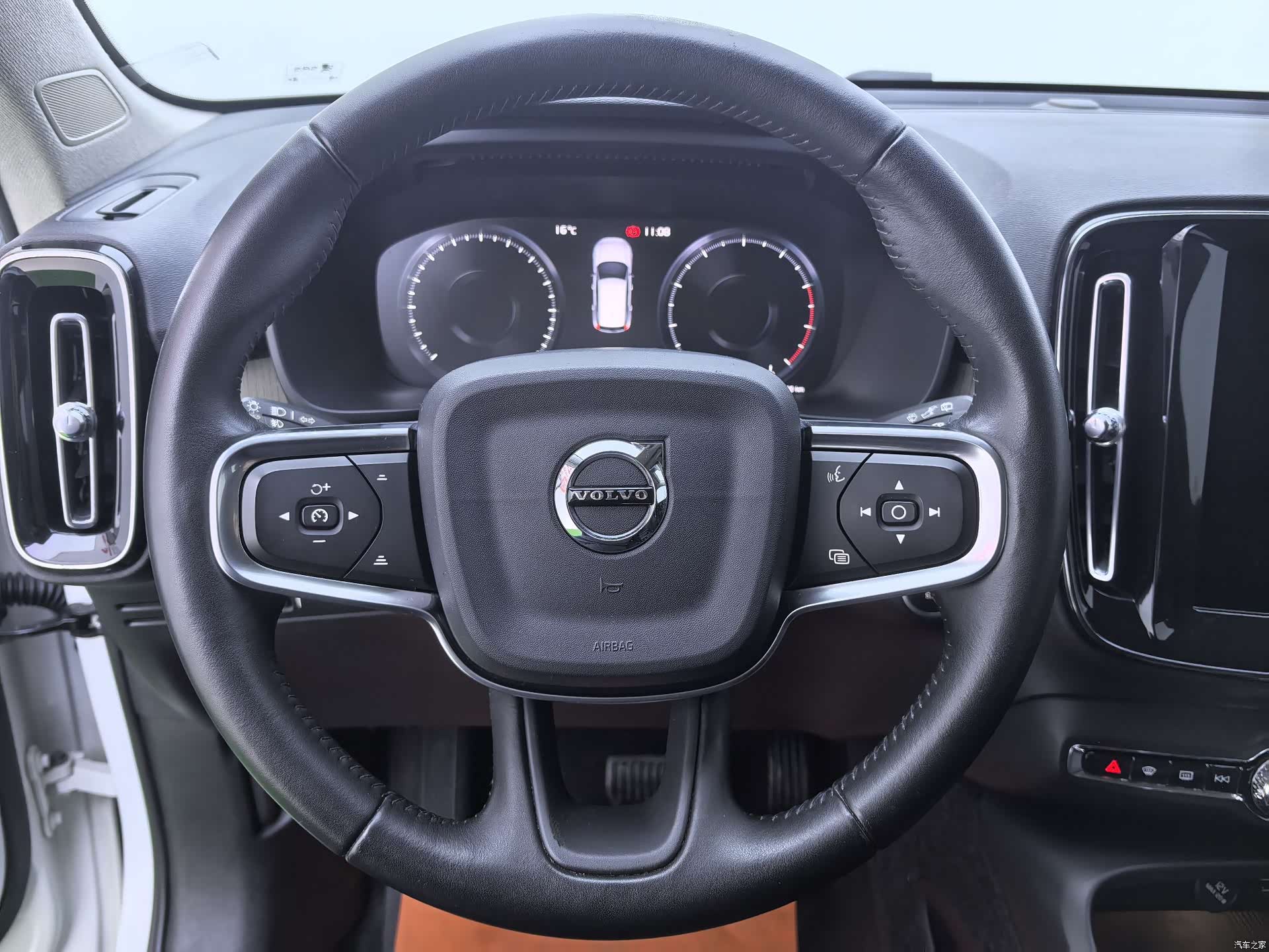 Volvo XC40, 2020 9