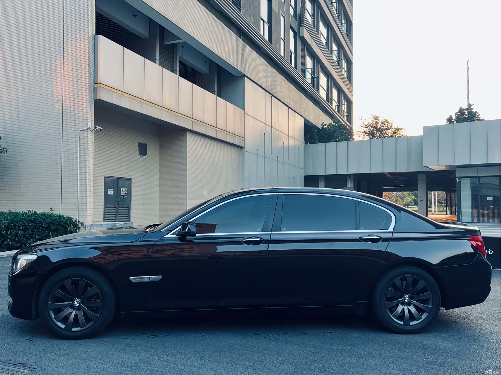 BMW 7 Series, 2012 4