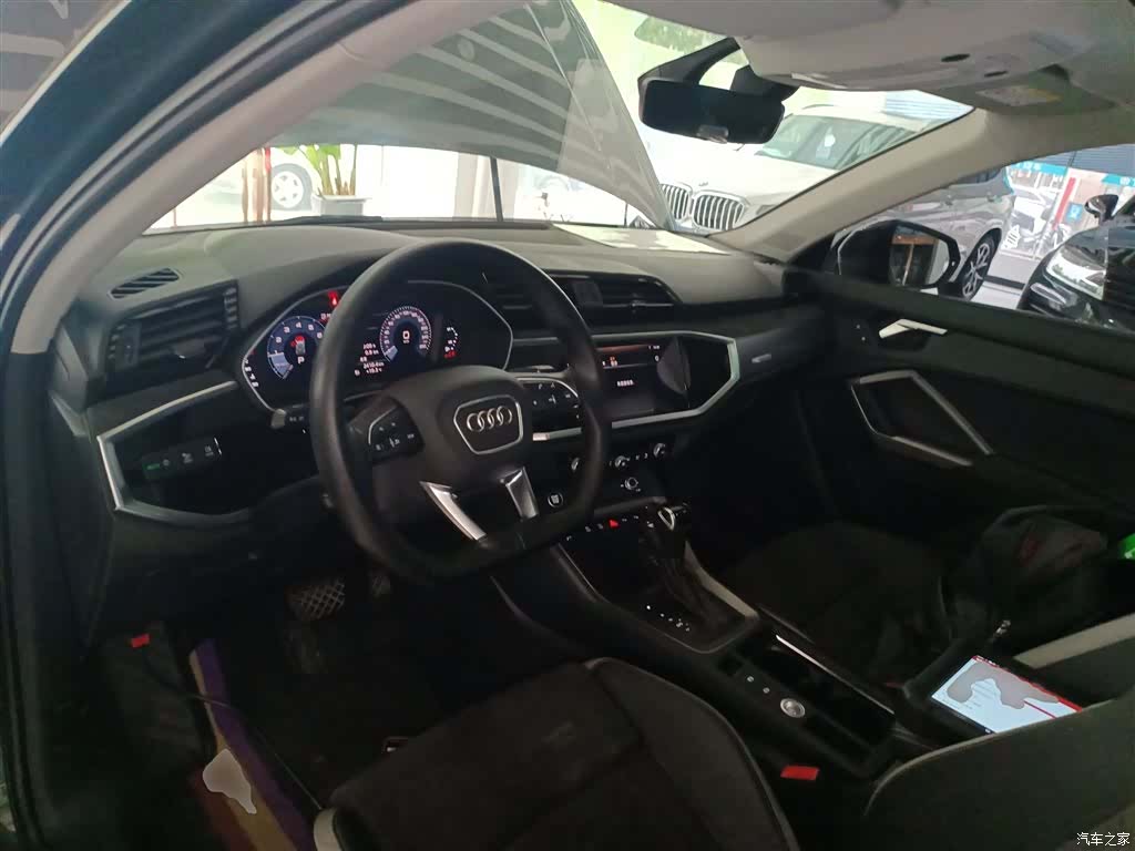 Audi Q3, 2021 10