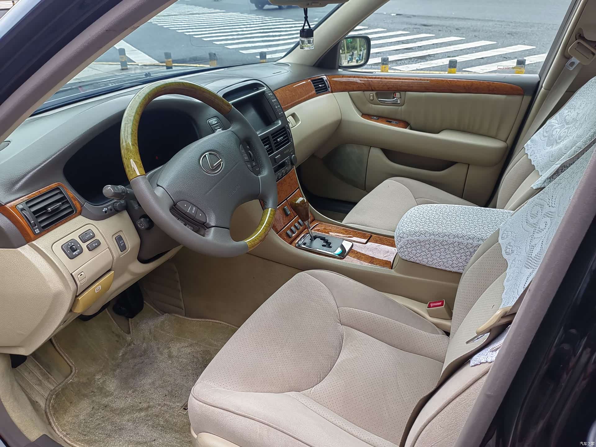 Lexus LS, 2005 10