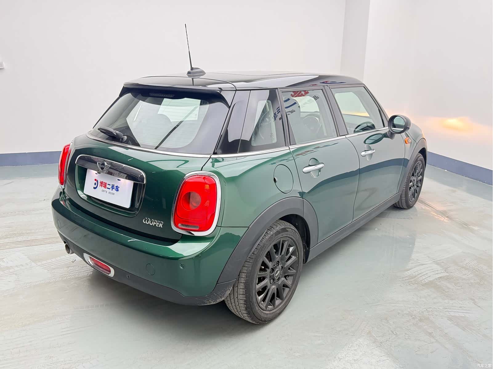 Mini Cooper, 2017 33