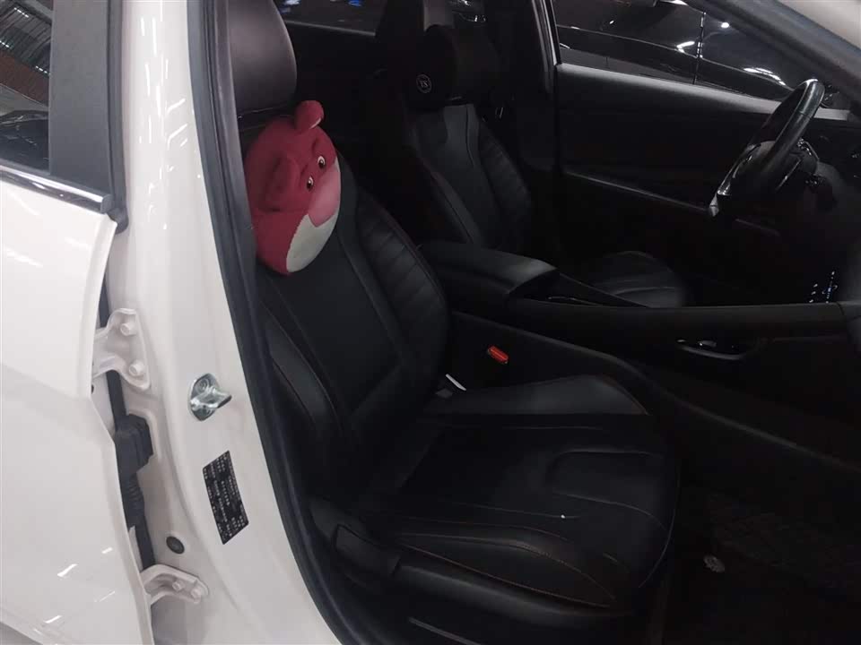 Hyundai Elantra Hyundai Elantra