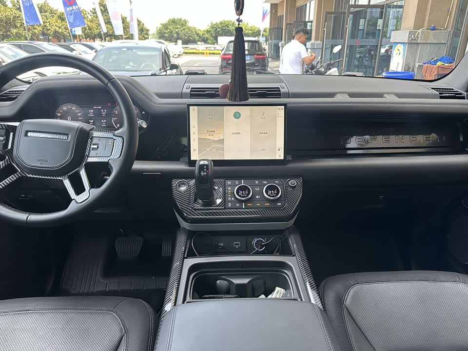 Land Rover guard Land Rover guard