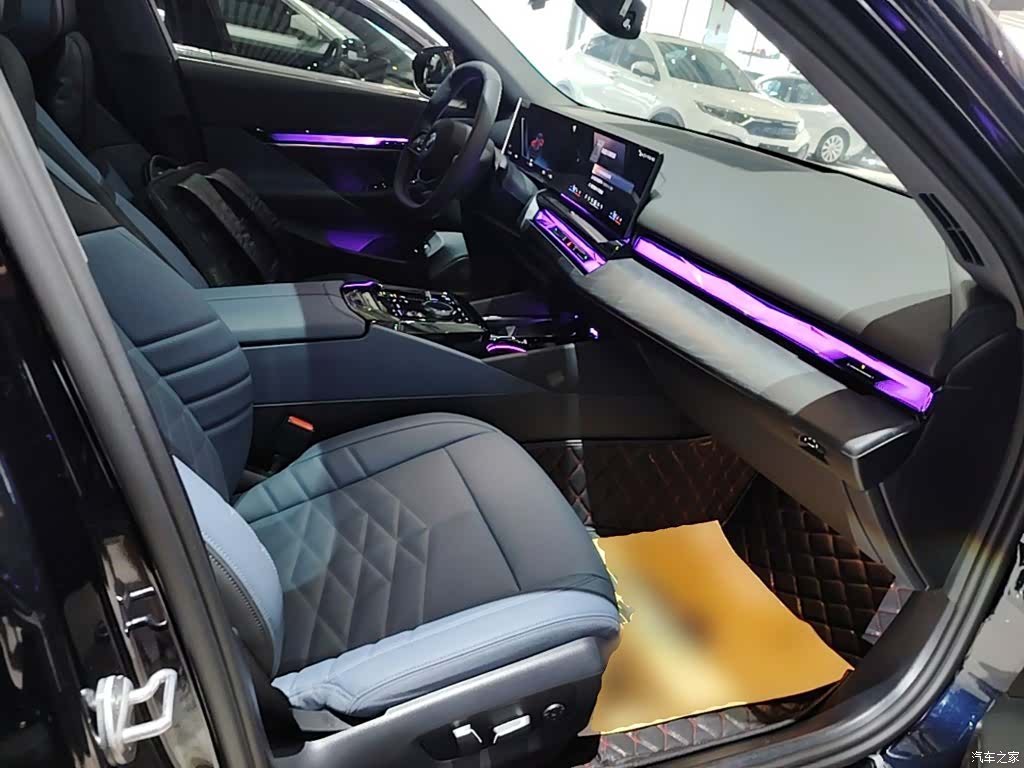BMW i5, 2025 25