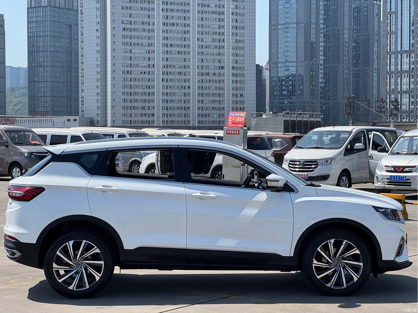 Geely Coolray, 2020 все фото