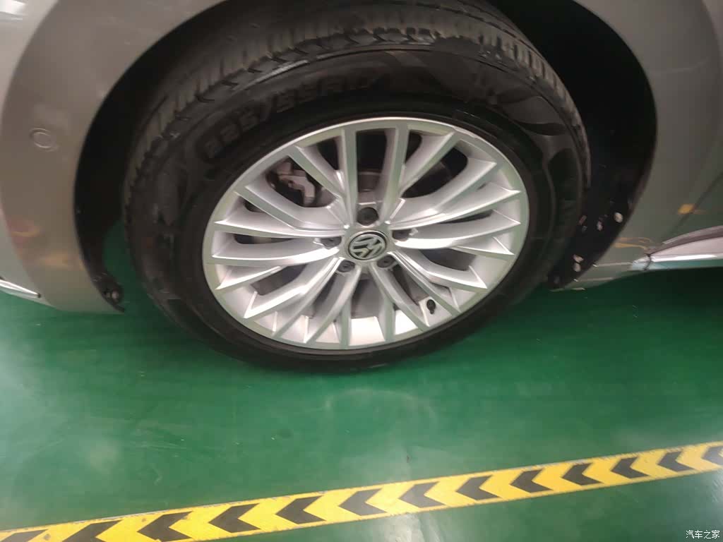 Volkswagen CC, 2019 23