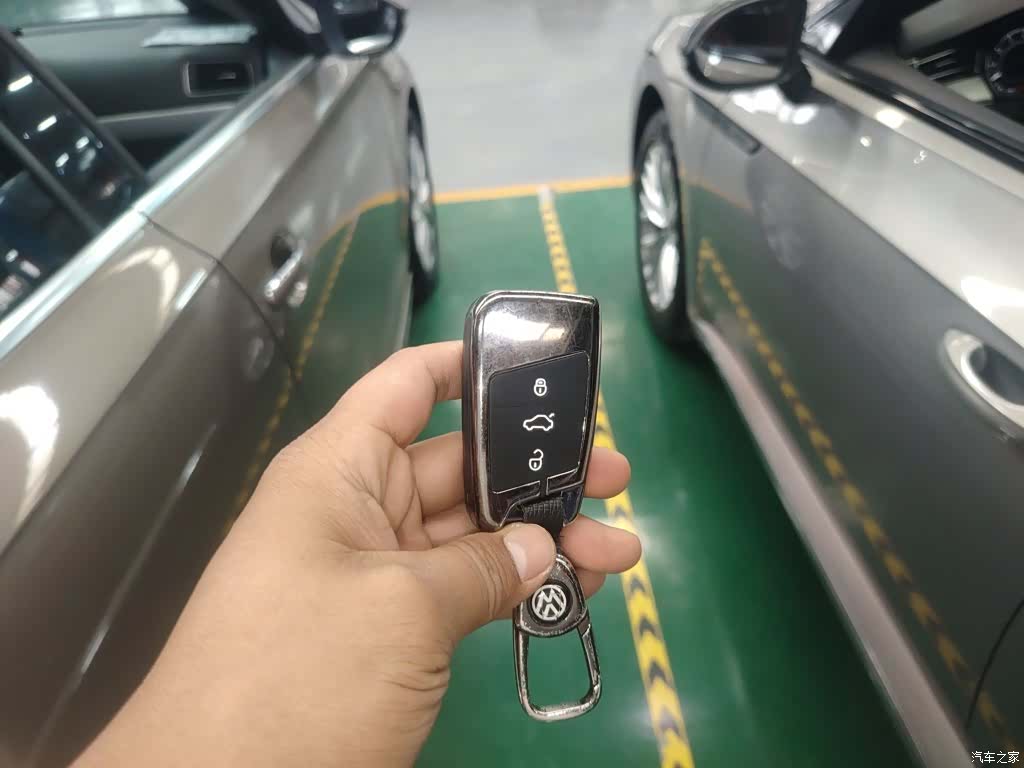Volkswagen CC, 2019 9