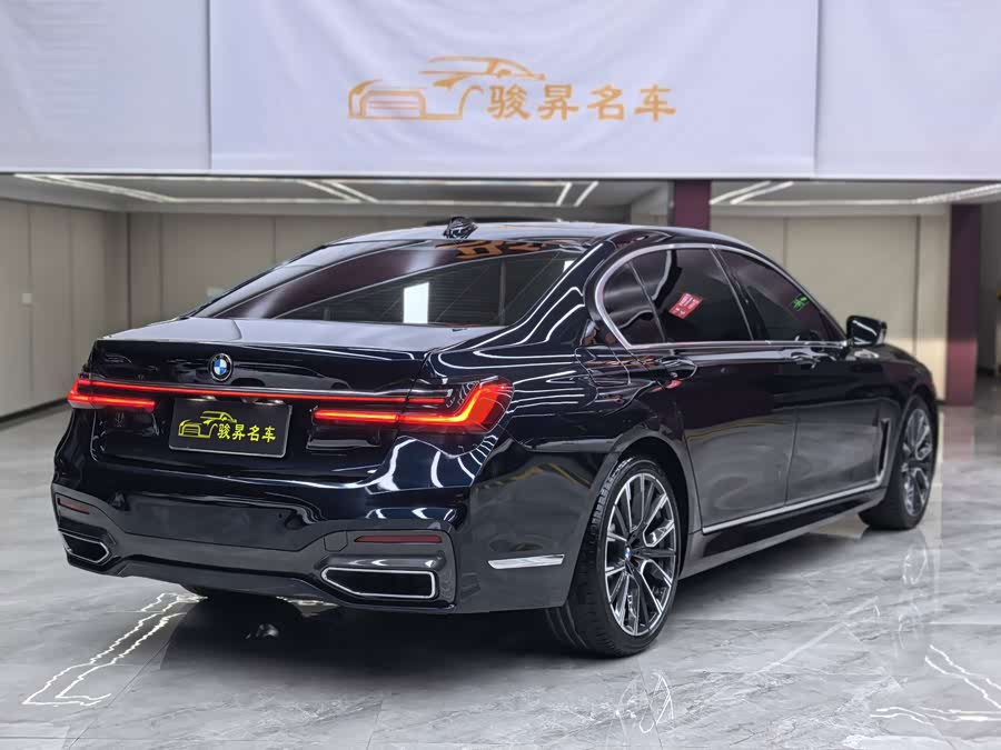 BMW 7-Series 2019, фото 6