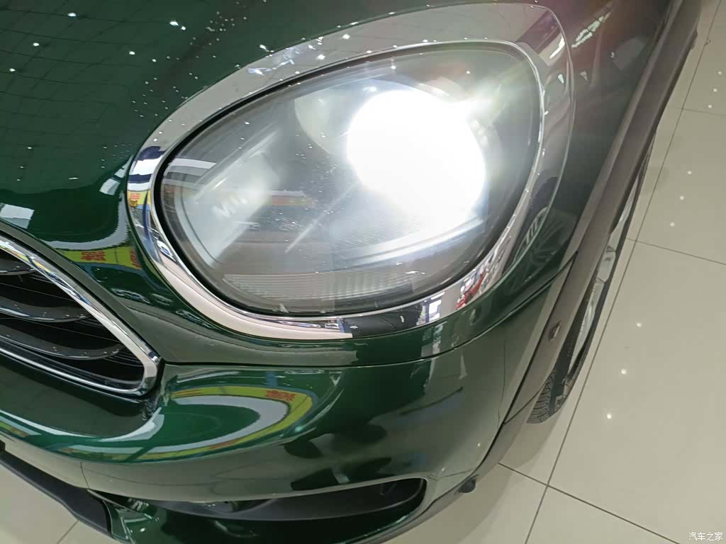 Mini Countryman, 2019 15