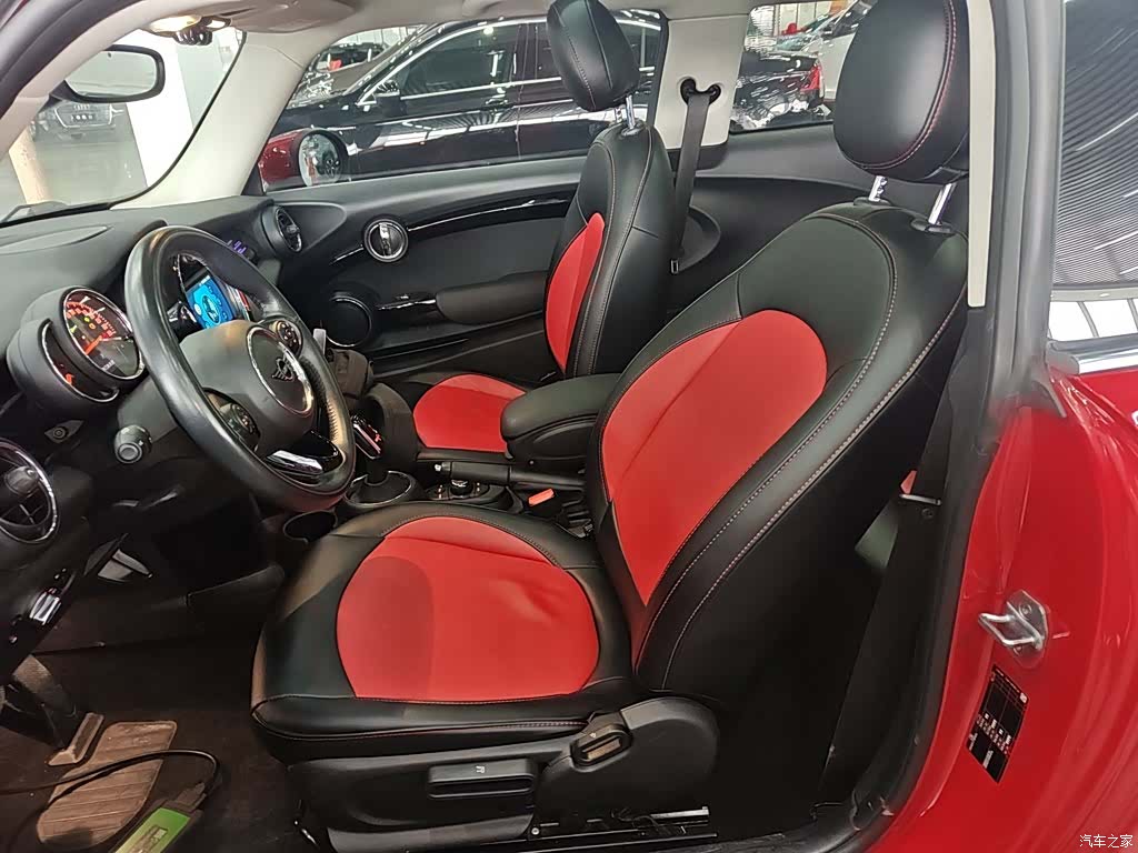 Mini ONE, 2020 15