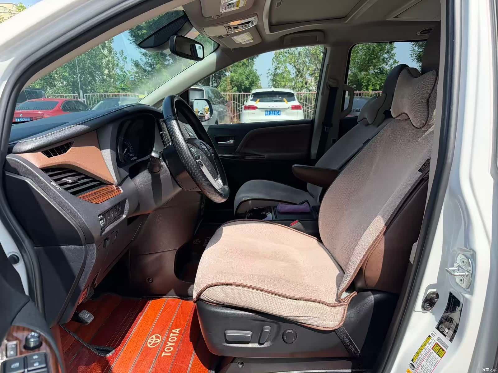 Toyota Sienna, 2019 6