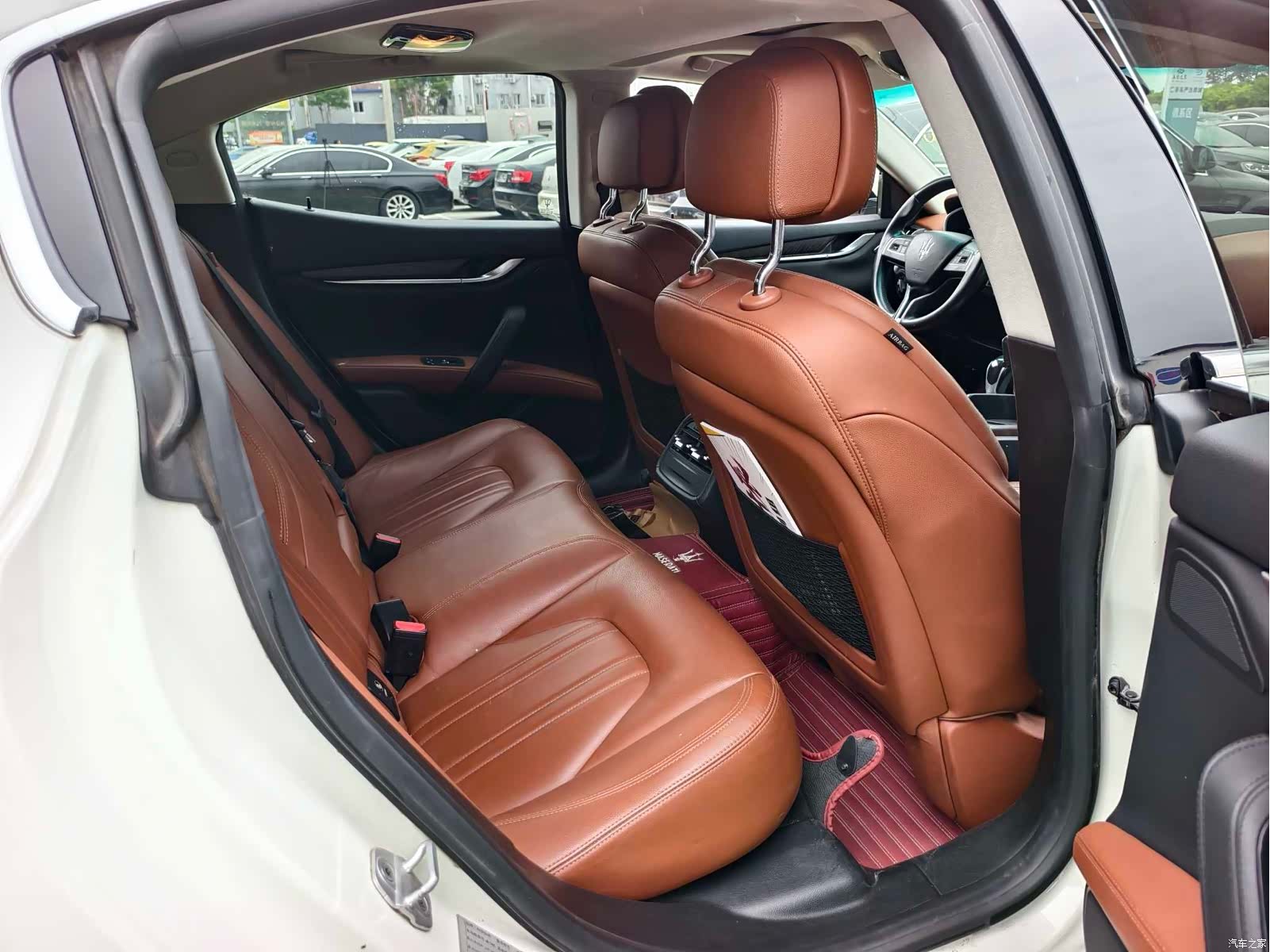 Maserati Ghibli, 2016 12