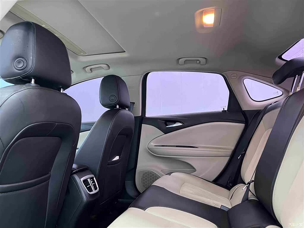 Buick Verano, 2018 8