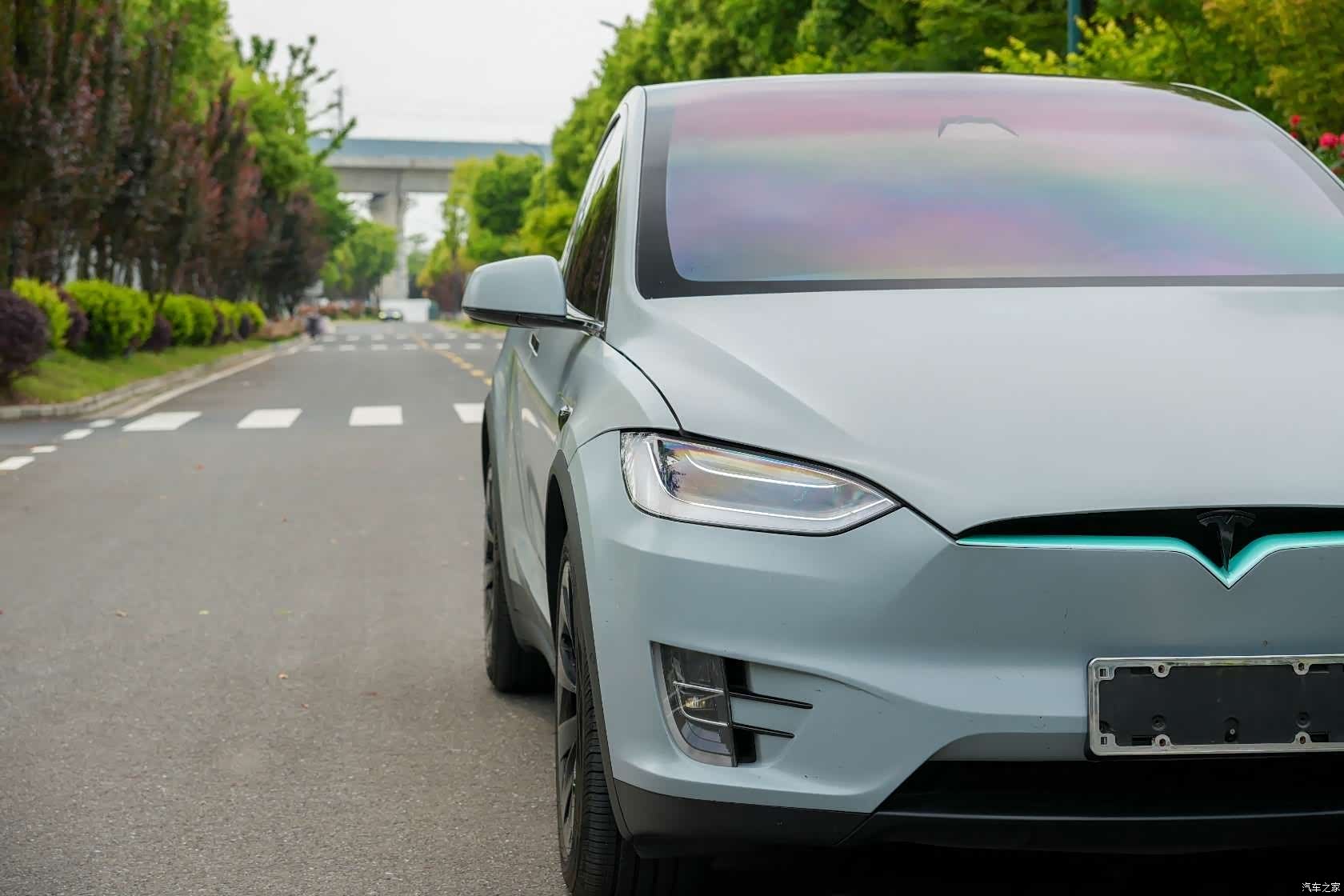 Tesla Model X, 2017 11