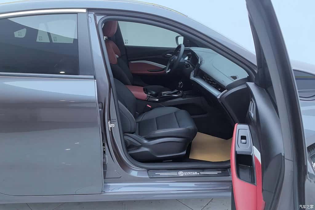 MG MG5, 2022 8