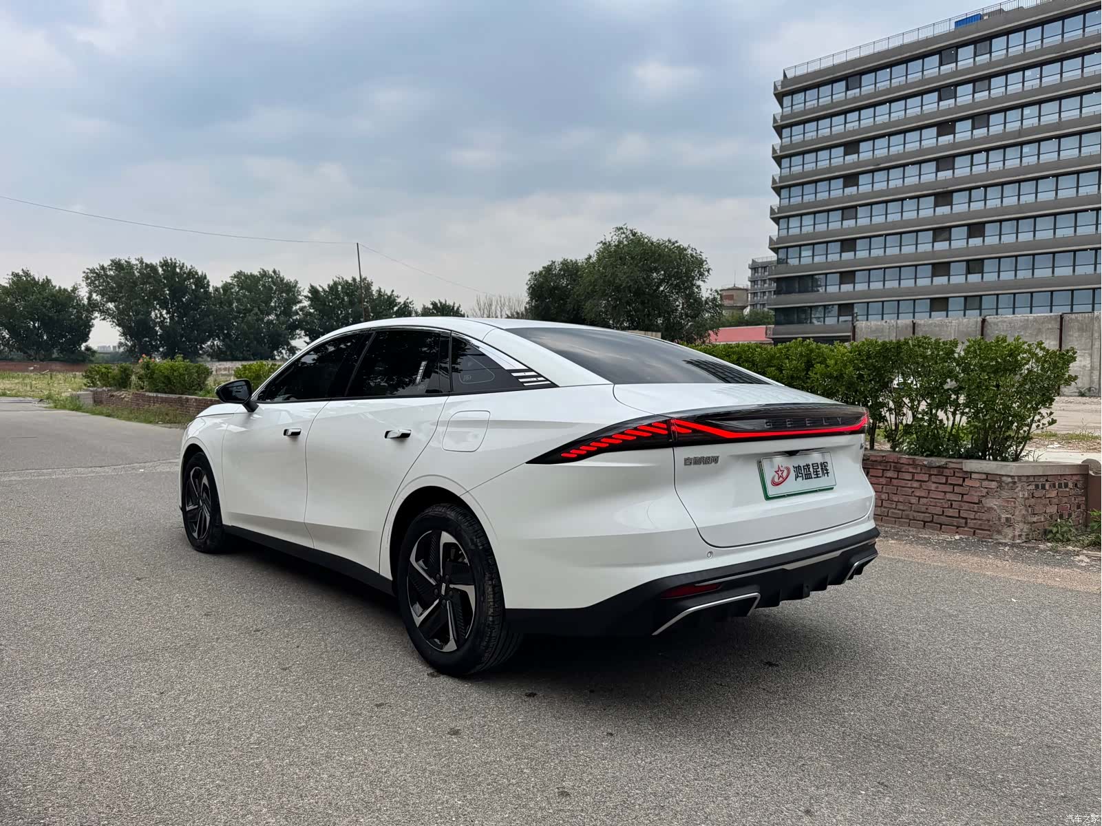 Geely Galaxy L6, 2023 6