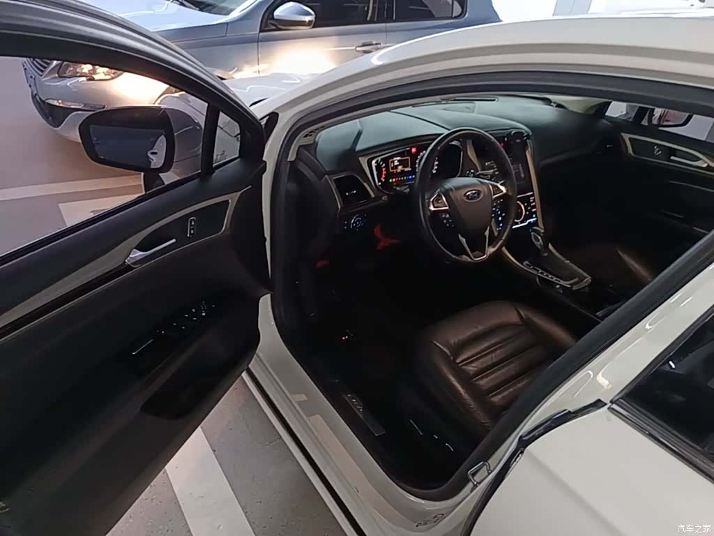 Ford Mondeo, 2016 11