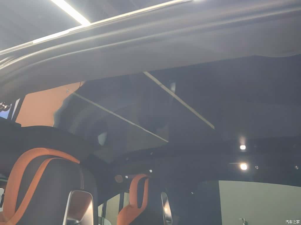 Xiaomi YU7, 2025 18
