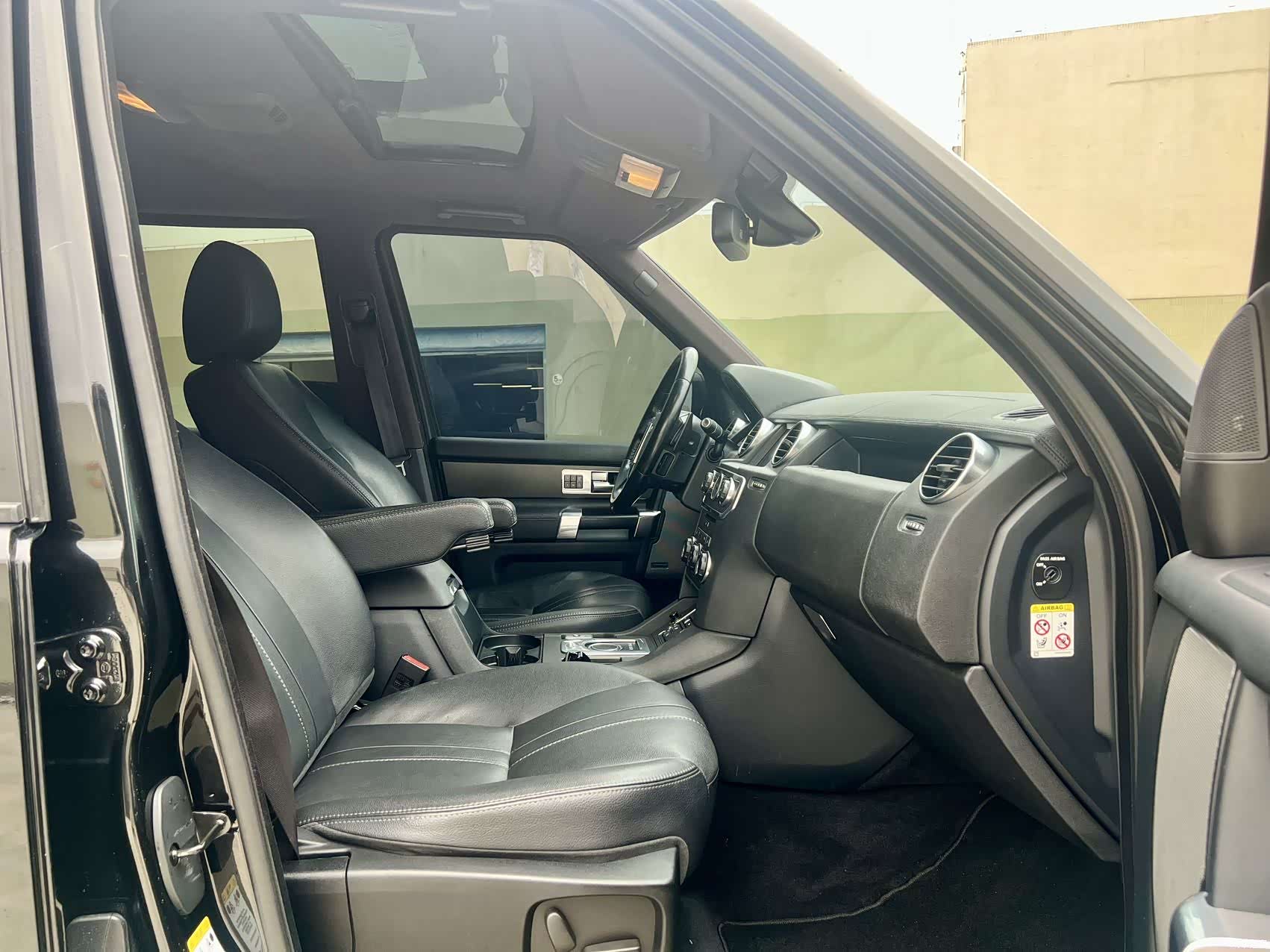 Land Rover Discovery, 2015 12