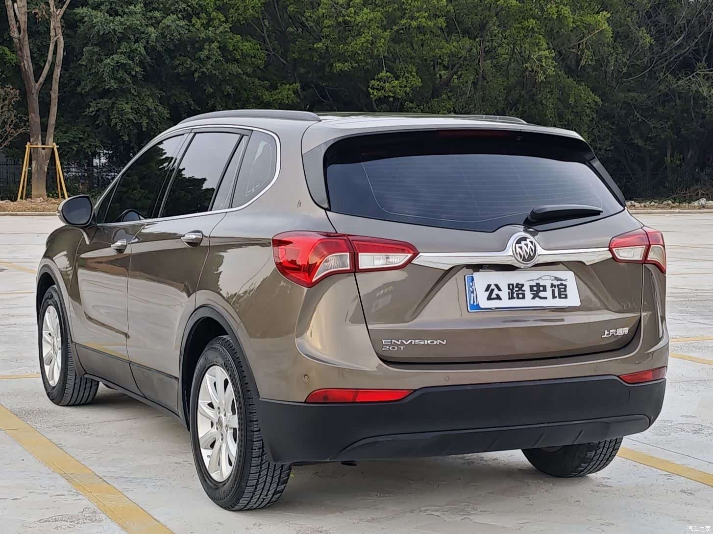 Buick Envision Plus, 2018 3