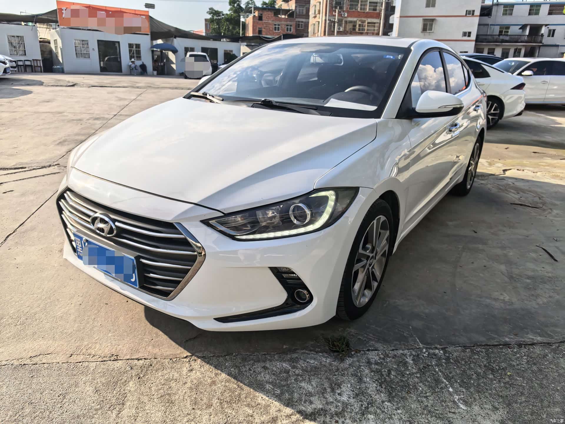 Hyundai 15