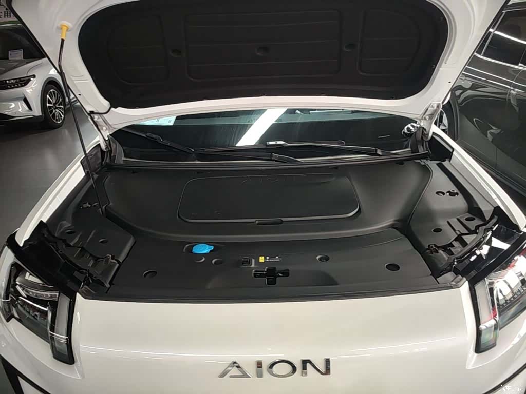 Aion V, 2025 16