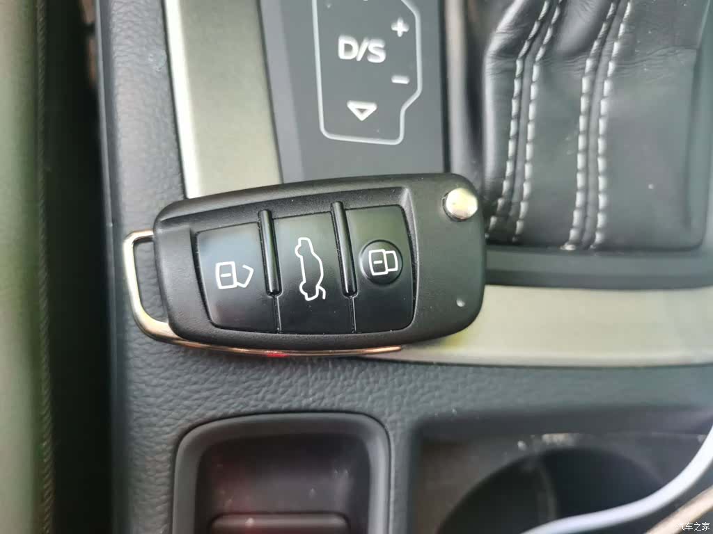 Audi Q3, 2020 12