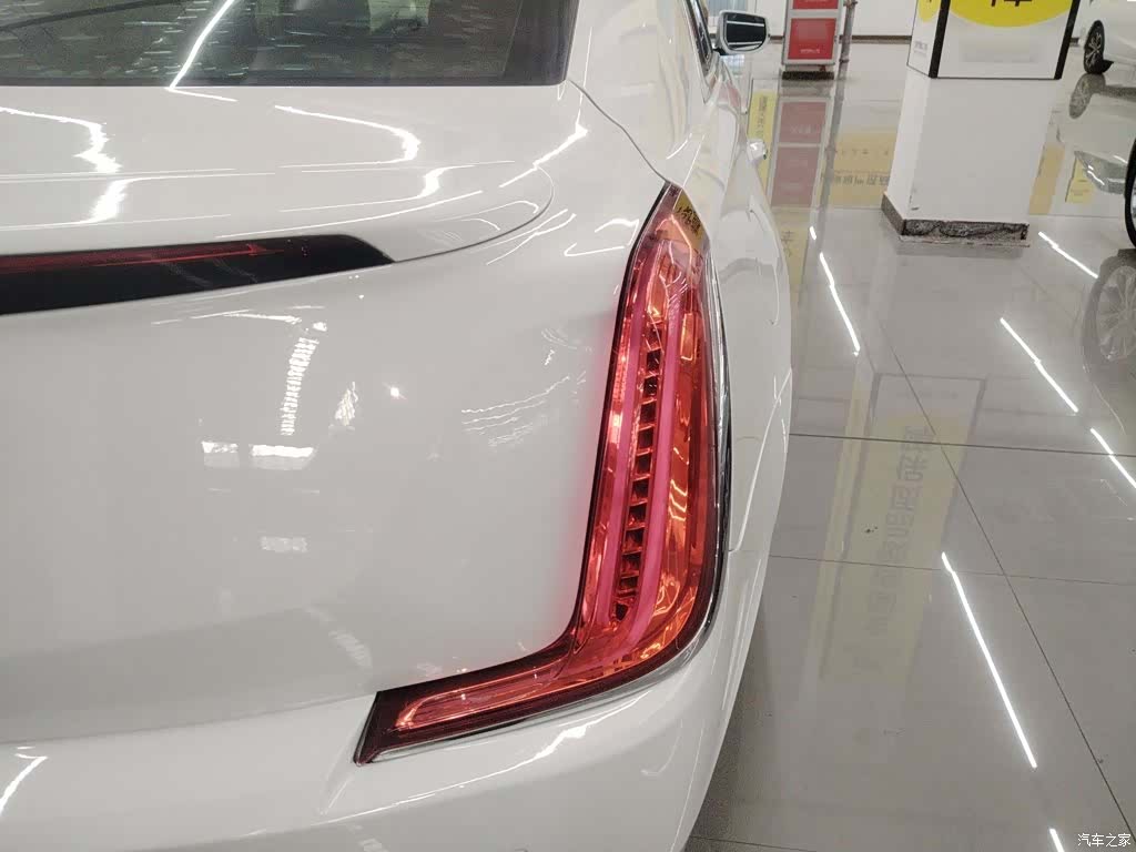 Cadillac XTS, 2019 8